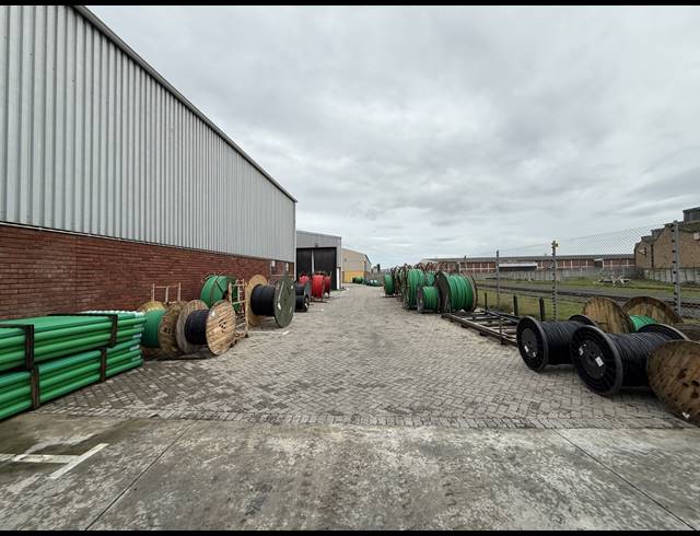 5,552M² WAREHOUSE TO LET IN EPPING INDUSTRIAL